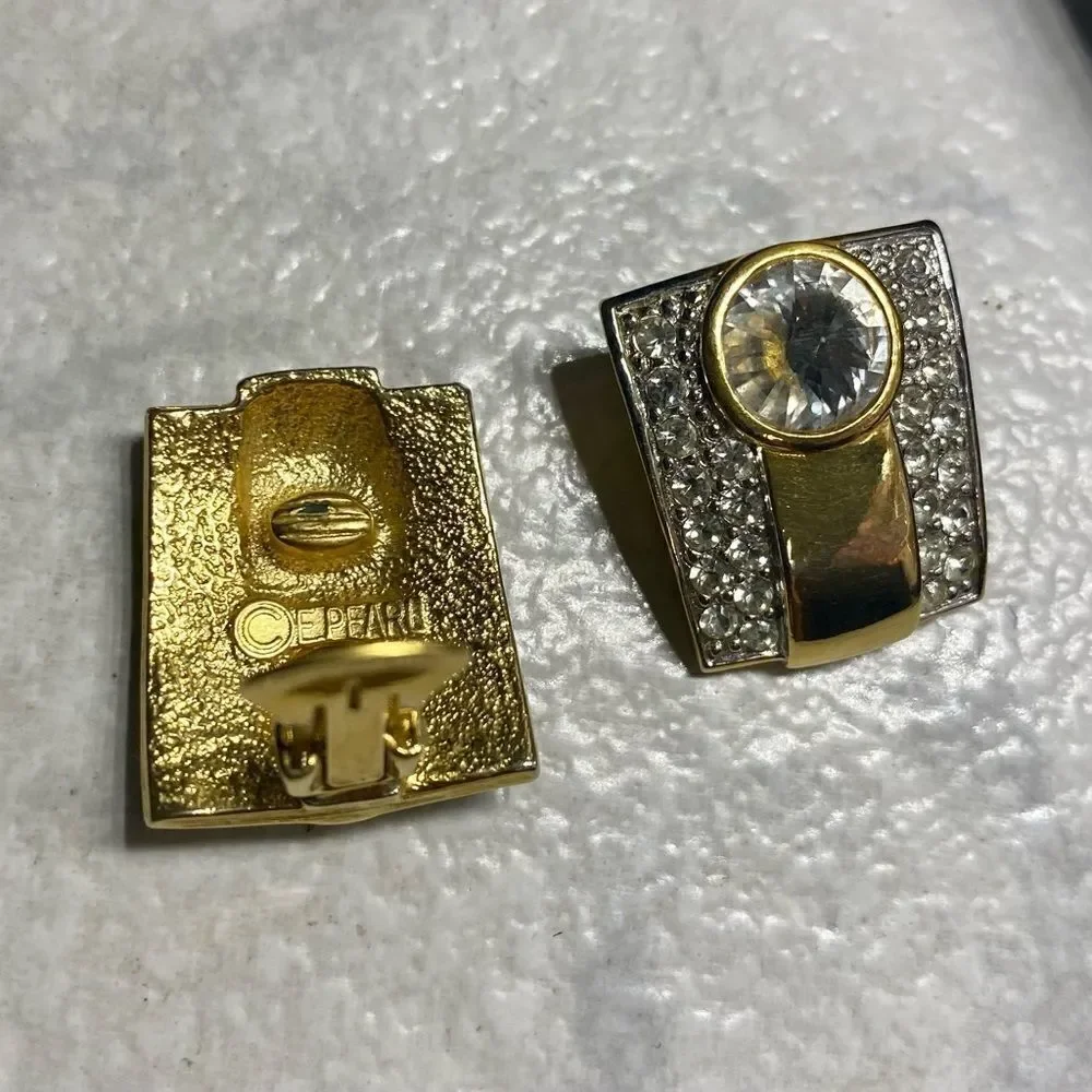 𝅺VINTAGE Erwin Pearl Clip On Earrings